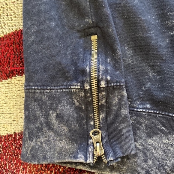 Decree Men’s Vintage Wash Blue Crewneck Sweater Tie Dye Zip Hem Casual M - Picture 8 of 11